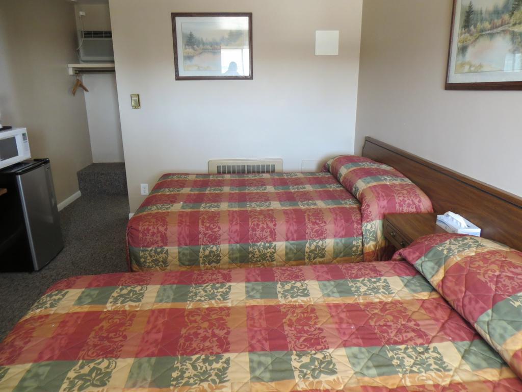 Capri Motel สก็อตส์บลัฟฟ์ ห้อง รูปภาพ