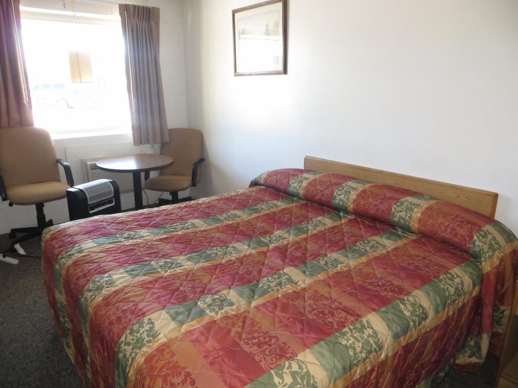 Capri Motel สก็อตส์บลัฟฟ์ ภายนอก รูปภาพ